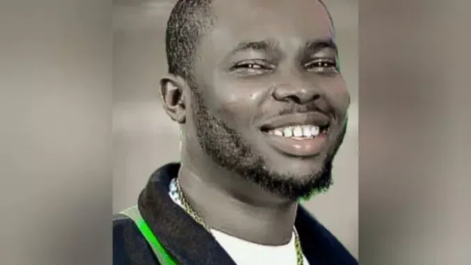 Somval – Akukor Ego